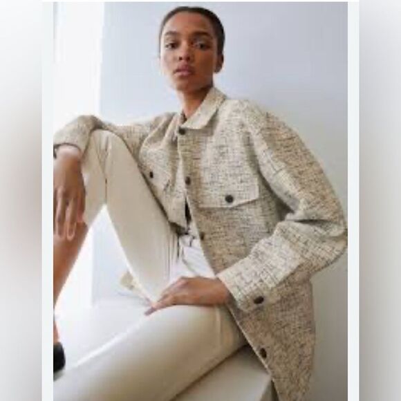 Babaton Joan Tweed Shirt Jacket. 2 - Picture 9 of 9